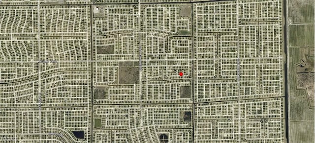 820 Tuba Ct, Lehigh Acres, FL 33974 - photo 2