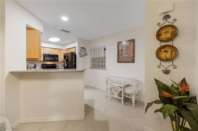 12505 Mcgregor Blvd Unit 206, Fort Myers, FL 33919 - photo 2