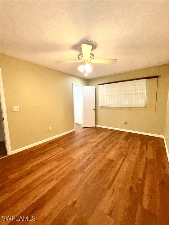 328 SE Tranquilla Ave, Port St Lucie, FL 34983 - photo 27