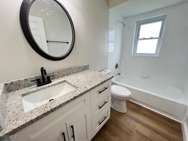 2919/2921 SW Santa Barbara Pl, Cape Coral, FL 33914 - photo 9