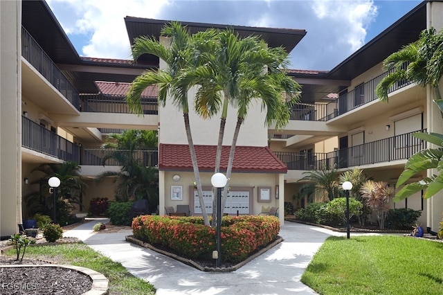 11140 Caravel Cir Unit 106, Fort Myers, FL 33908 - photo 2