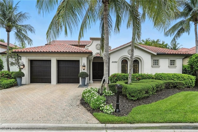 2892 Tiburon Blvd E, Naples, FL 34109 - photo 1