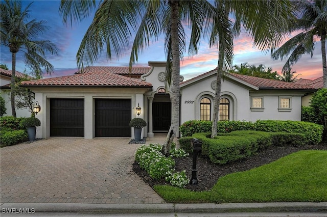 2892 Tiburon Blvd E, Naples, FL 34109 - photo 2