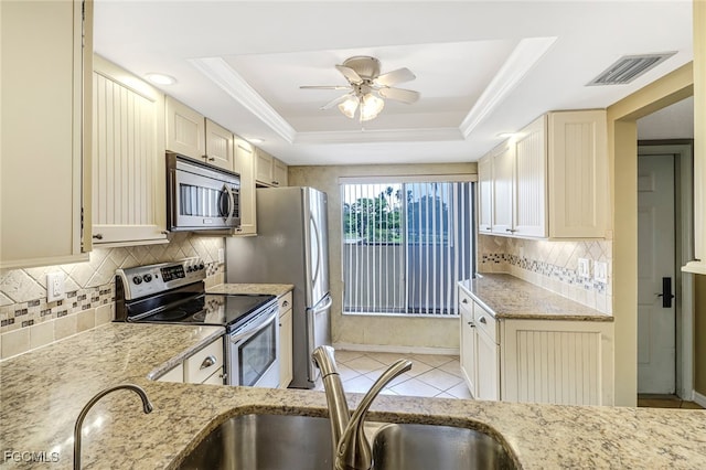 7430 Lake Breeze Dr Unit 206, Fort Myers, FL 33907 - photo 2