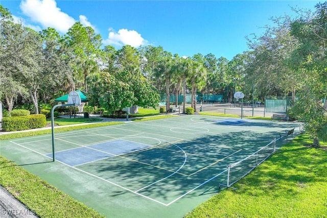 1821 Tarpon Bay Dr S Unit 70, Naples, FL 34119 - photo 31