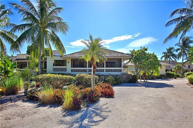 view of front of house with a porch