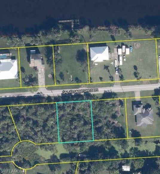 Listing photo 2 for 8205 Caloosahatchee Drive, Moore Haven FL 33471