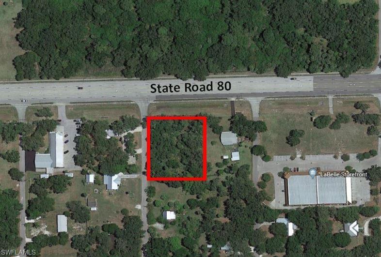 E Hickpochee Avenue, Labelle, FL 33935