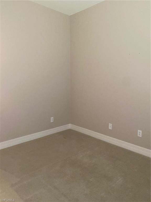 empty room featuring carpet floors