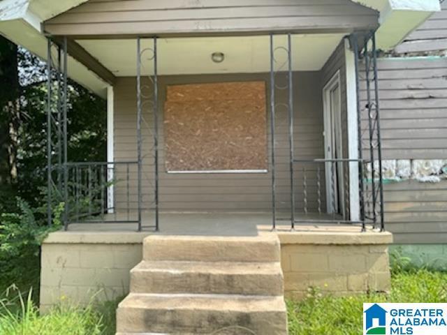 711 W 14th St, Anniston, AL 36201