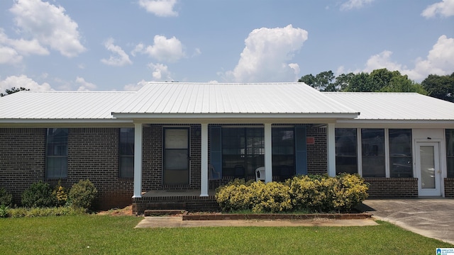 2106 4th Ave, Clanton AL, 35045, 3 bedrooms, 2 baths house for sale