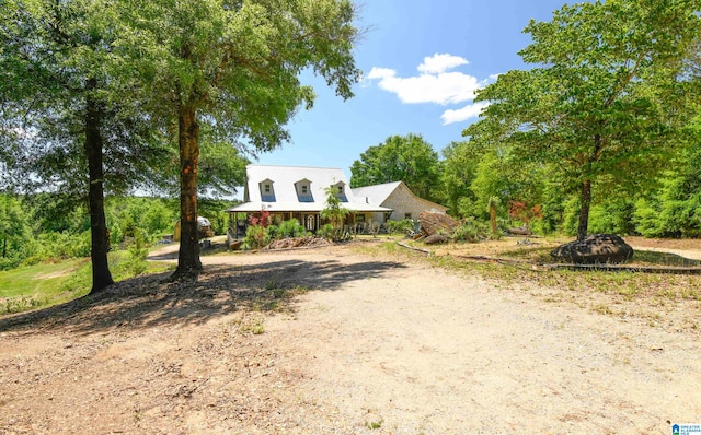 view of front of house