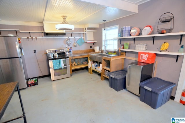 kitchen with decorative light fixtures, concrete floors, appliances with stainless steel finishes, sink, and range hood