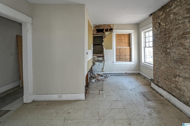 2335 10th Ave, Birmingham, AL 35205 - view of tiled empty room