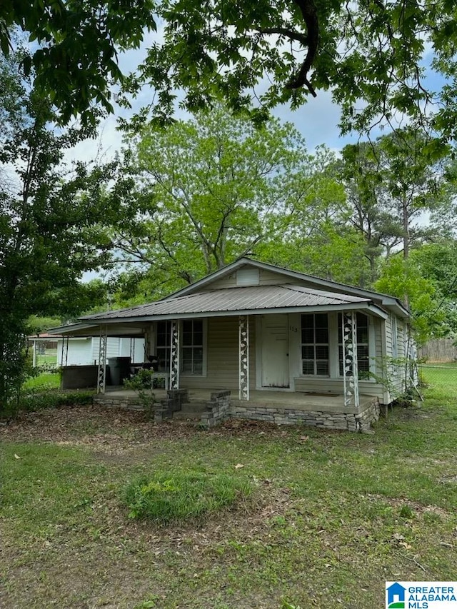 view of front of home with a porch