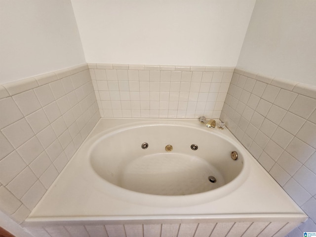 bathroom featuring a tub