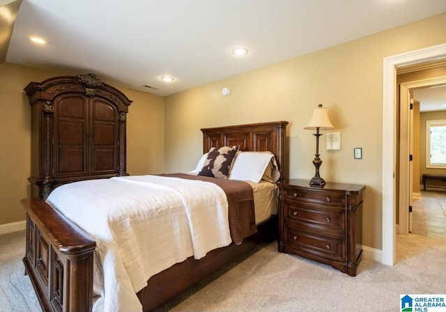 view of carpeted bedroom