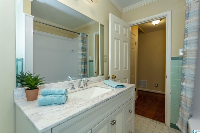 unfurnished room featuring a paneled ceiling and light tile flooring