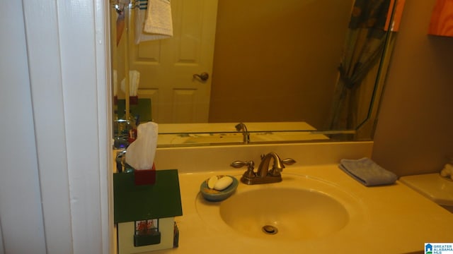 bathroom with sink