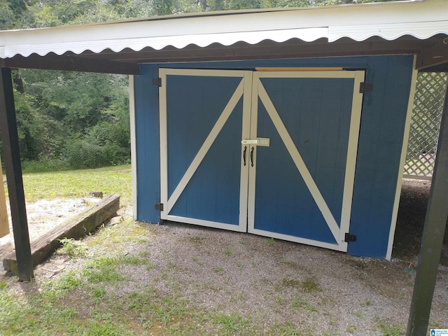 view of shed / structure