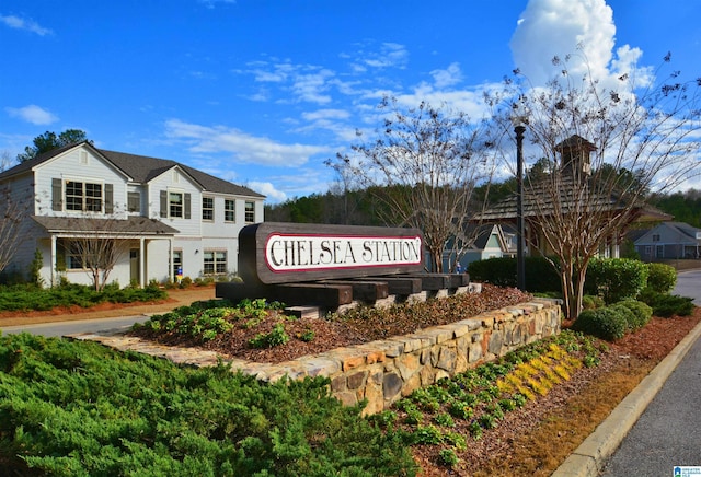 view of community / neighborhood sign