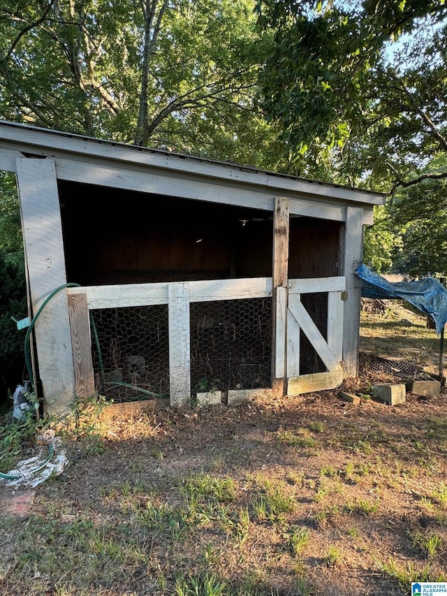 view of outdoor structure