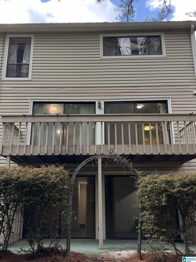 1047 Ivy Hills Cir Unit 1047, Hoover, AL 35216 - back of property featuring a balcony and a patio