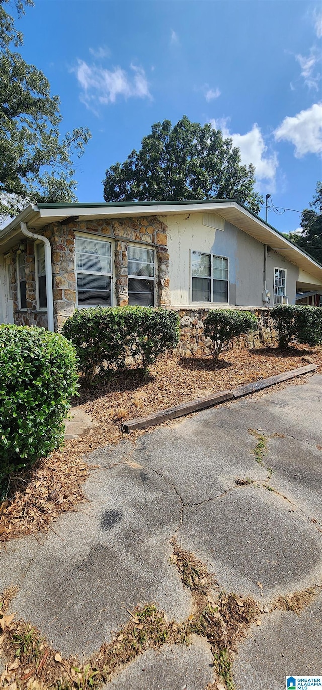 view of property exterior