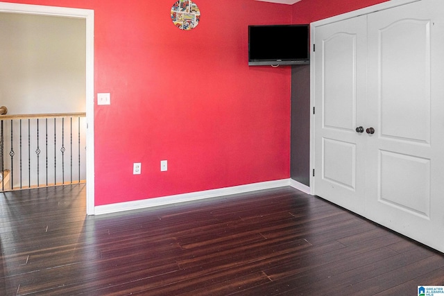 507 Cross Walk, Bessemer, AL 35023 - unfurnished room featuring wood finished floors and baseboards