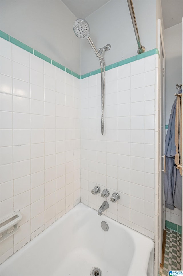 full bathroom featuring shower / bathing tub combination