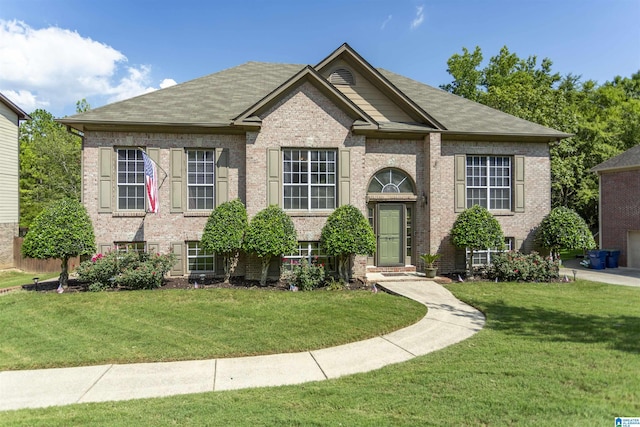 view of front of house with a front yard