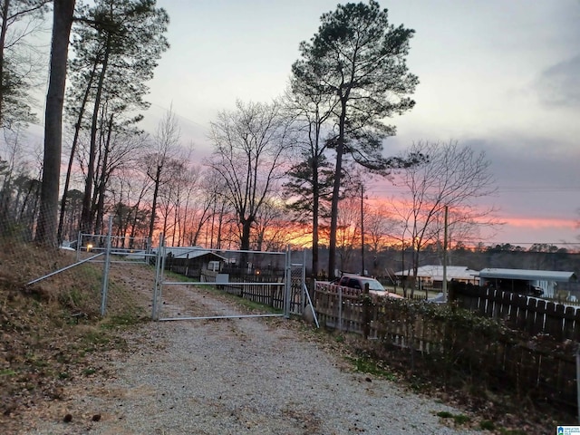 Listing photo 3 for 1021 Belcher Ferry Rd, Bessemer AL 35023