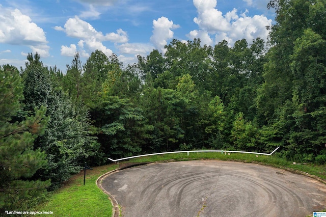 Listing photo 3 for 5601 Barclay Cir Unit 23, Trussville AL 35173