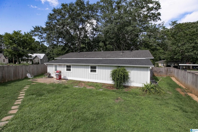 exterior space with a yard