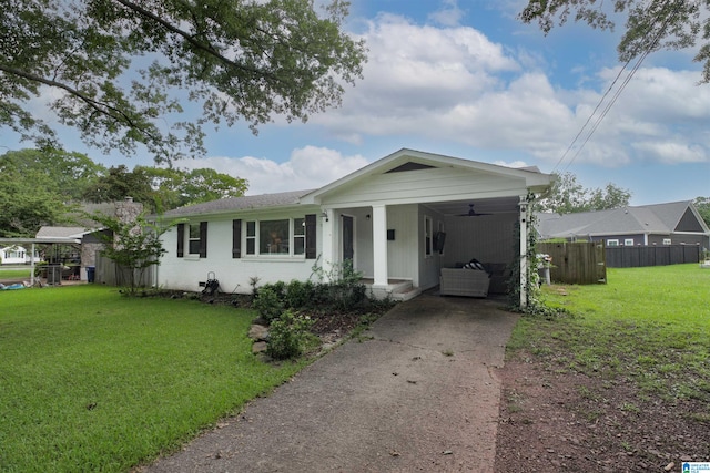 single story home featuring a front lawn