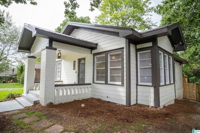 view of front of house with a porch