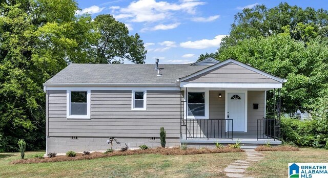 view of front of home featuring covered porch