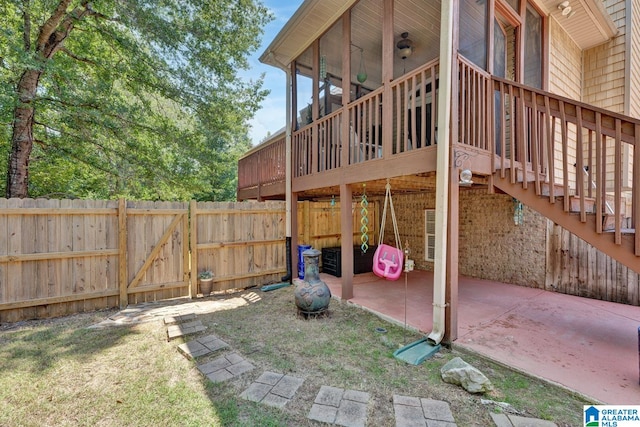 view of yard with a patio