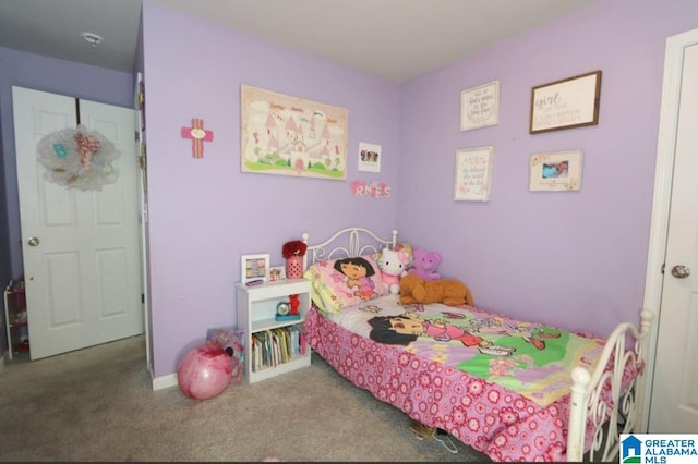 view of carpeted bedroom