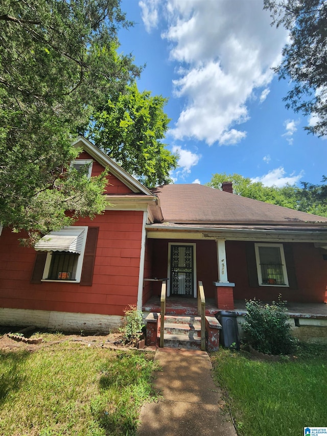 view of front of property