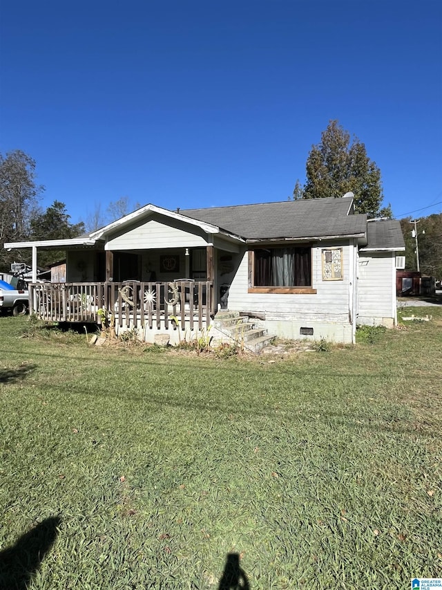 236 Shaw Ln, Sylacauga, AL 35150 - view of front of house featuring a front yard and crawl space