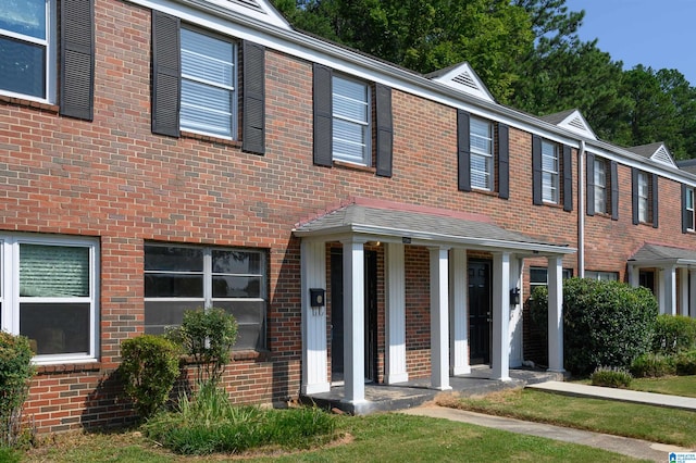 view of front of property with a porch