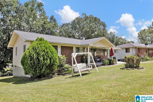 ranch-style house with a front yard