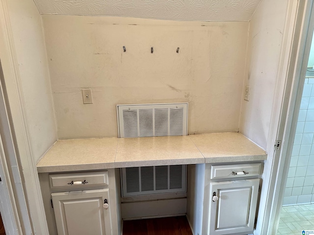 401 SW 8th St, Cullman, AL 35055 - view of room details
