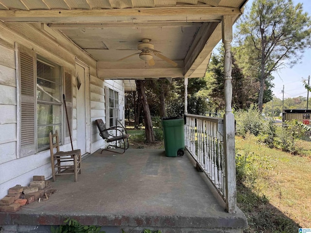 view of patio / terrace with covered porch and ceiling fan