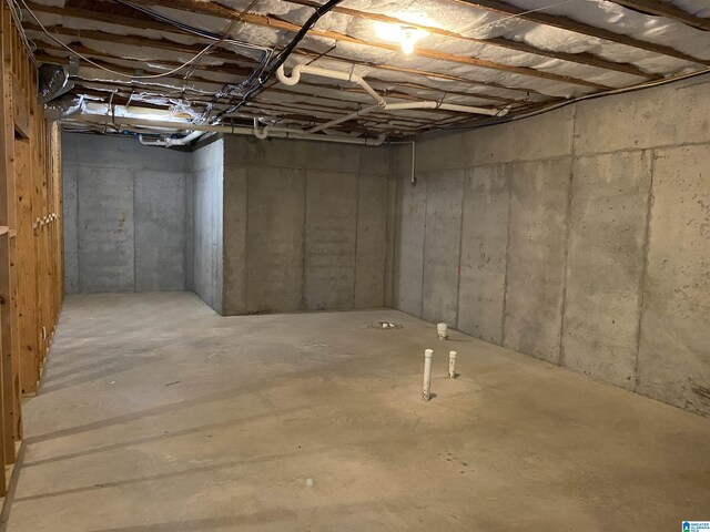 view of unfinished basement