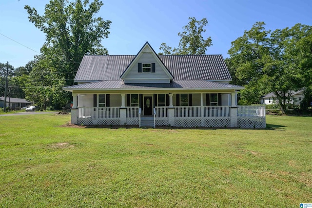 country-style home with a front lawn and a porch