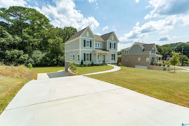 view of front facade with a front yard