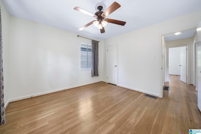 unfurnished bedroom featuring ceiling fan and light hardwood / wood-style floors