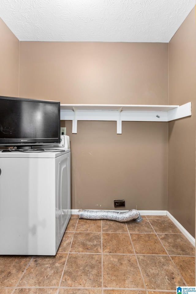 laundry room with washer / clothes dryer